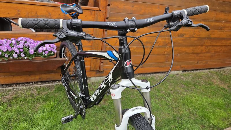 Pánské, chlapecké horské kolo Voice Volume 27,5" Shimano Deore v. L 175-186cm 