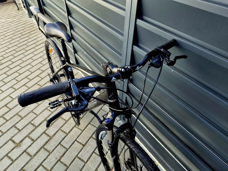 (76)Crossové/Trekingové kolo Merida