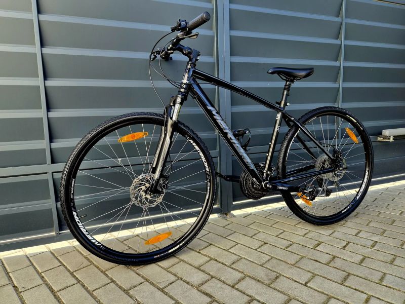 (76)Crossové/Trekingové kolo Merida