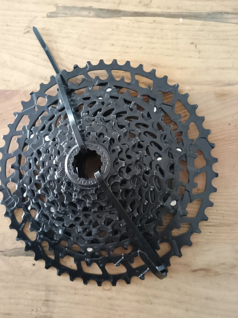 Kazeta Sram NX Eagle PG-1230 Eagle 11-50, 12s - pro klasický ořech