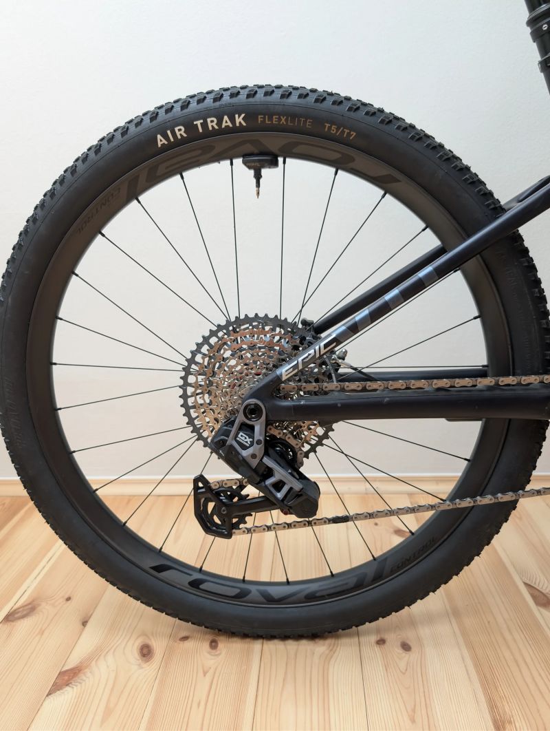 2023 SPECIALIZED EPIC EVO CARBON WHEELS
