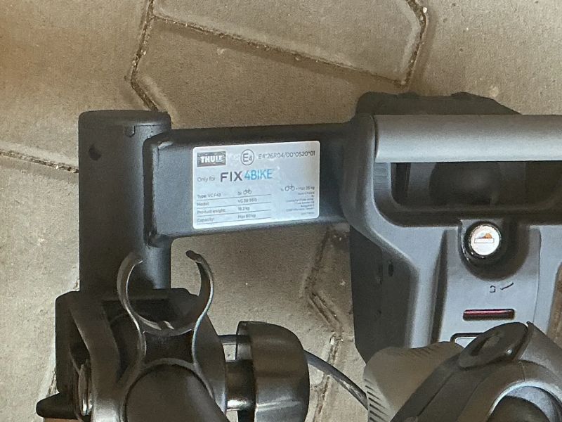 Nosič kol THULE VeloCompact 3 (926) FIX4BIKE