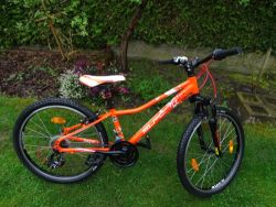 Superior Paint 24" Jako Nové Moc pěkný stav