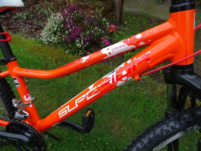 Superior Paint 24" Jako Nové Moc pěkný stav