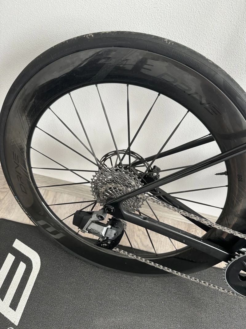 Prodám top karbonova kola 