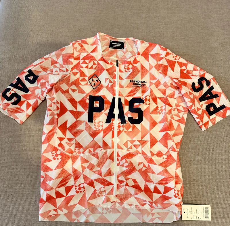 PAS normal studio -DRES XL