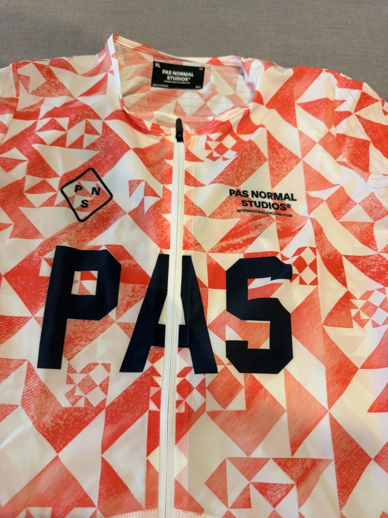 PAS normal studio -DRES XL