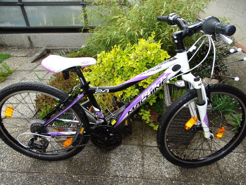 Dětské kolo 24" Rock Machine Surge + cyklocomputer Sigma