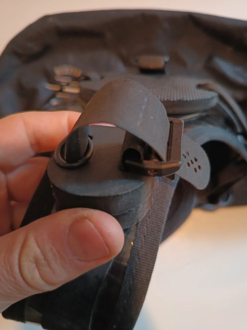 Restrap Race Saddle Bag 7 l + držák na radar