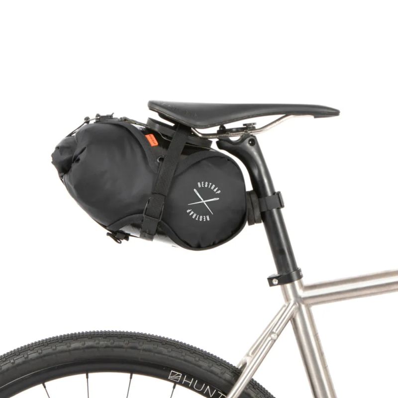 Restrap Race Saddle Bag 7 l + držák na radar
