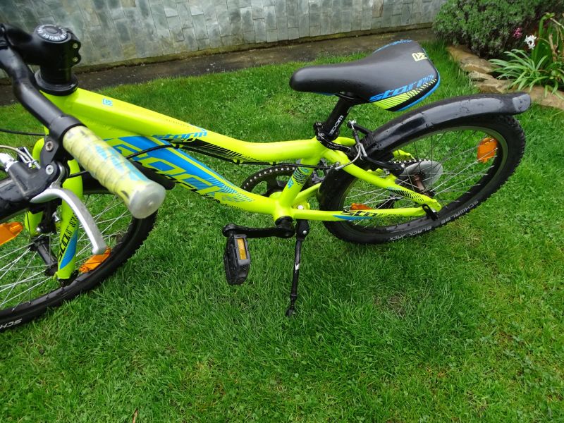 Rock Machine Storm 20"