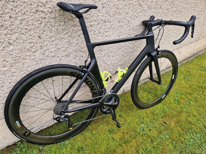 Canyon Aeroad CF SL 7, měřič výkonu Stages Power, size L
