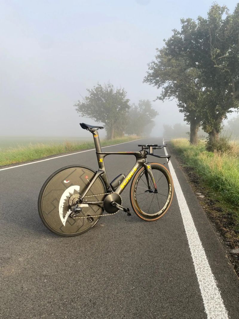 Prodám špičkové časovkářské / triatlonové kolo Schils Fullon S, velikost L, 