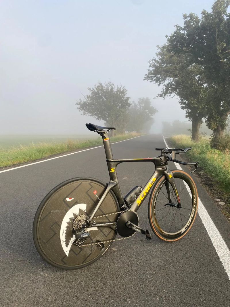 Prodám špičkové časovkářské / triatlonové kolo Schils Fullon S, velikost L, 