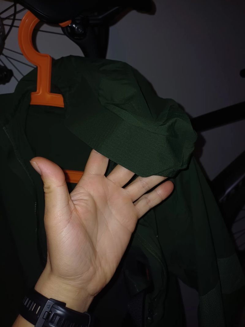 Rapha trail light jacket