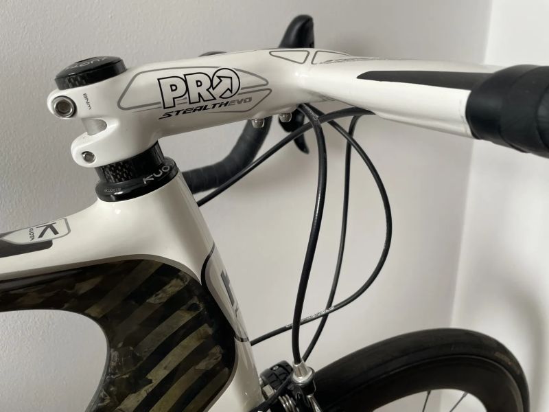 Silniční kolo Kuota Kharma karbon vel. XL (postava 188 -190cm)