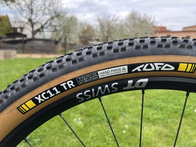 Pells Razzer Evo Race, velikost L