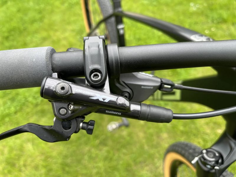 Pells Razzer Evo Race, velikost L