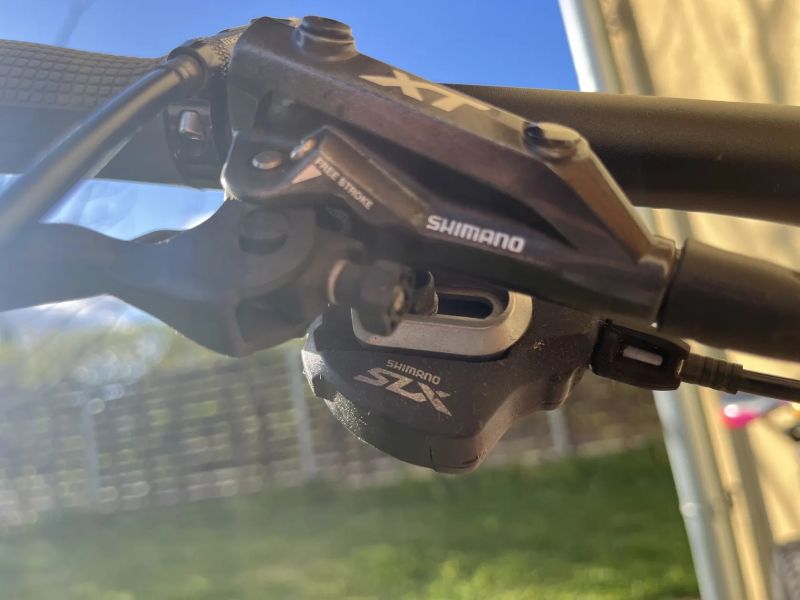 Celoodpruzene damske kolo Cube Sting S