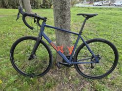 Triban RC120 gravel upgrade, perfektní stav, po servise, silniční pláště Michelin navíc 