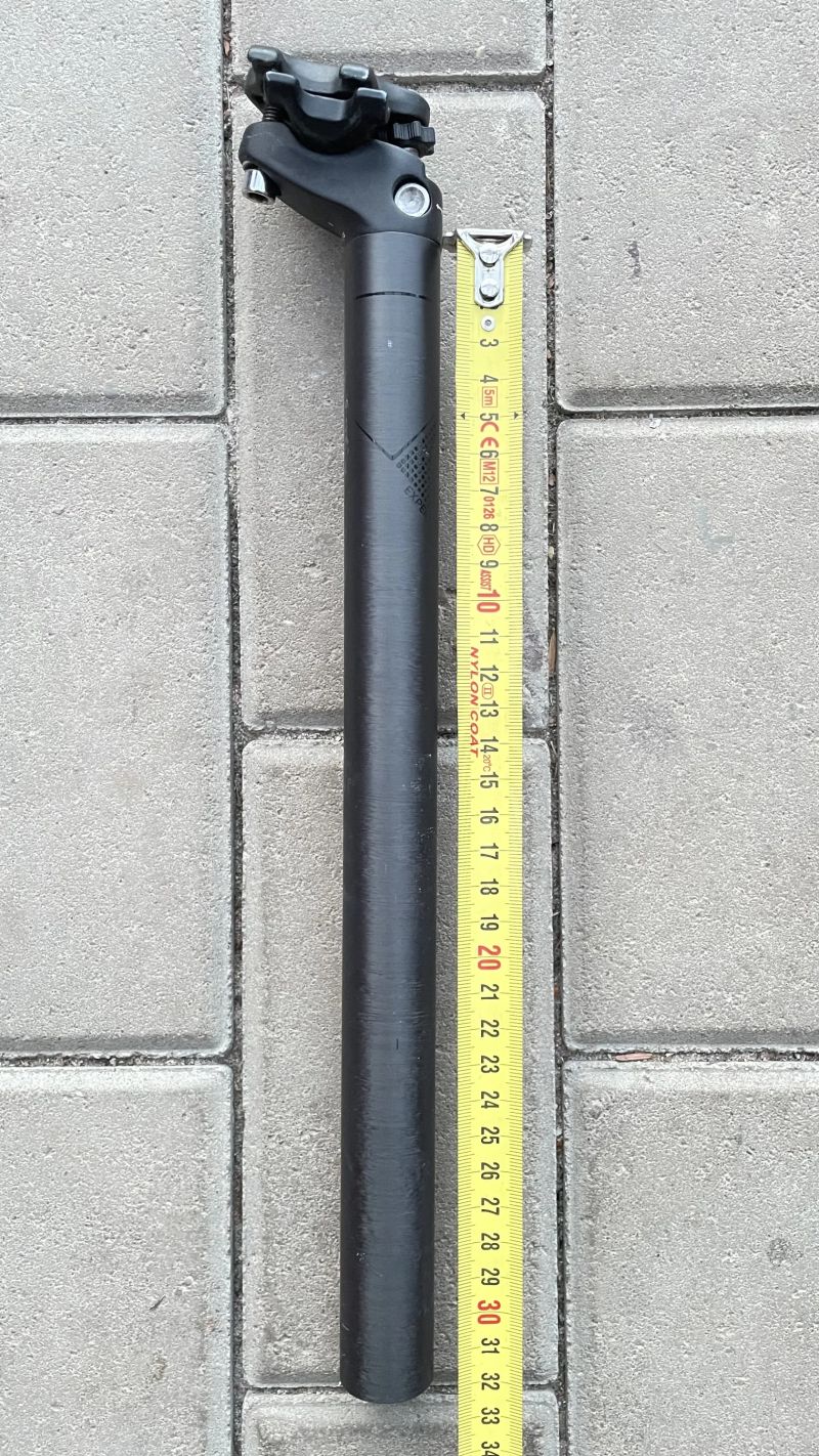 Karbonová sedlovka MERIDA EXPERT CC CARBON Standard 27,2 mm