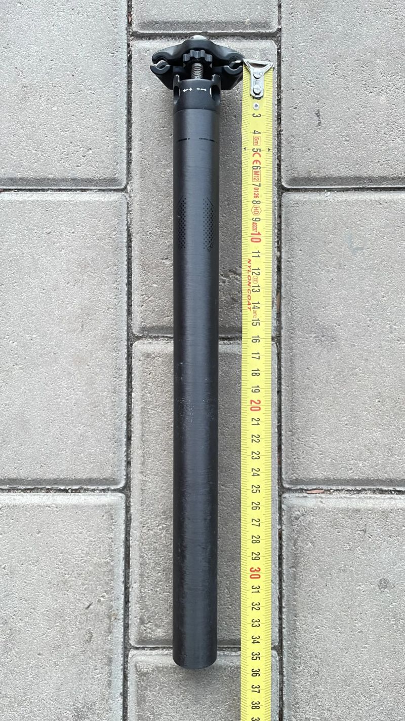 Karbonová sedlovka MERIDA EXPERT CC CARBON Standard 27,2 mm