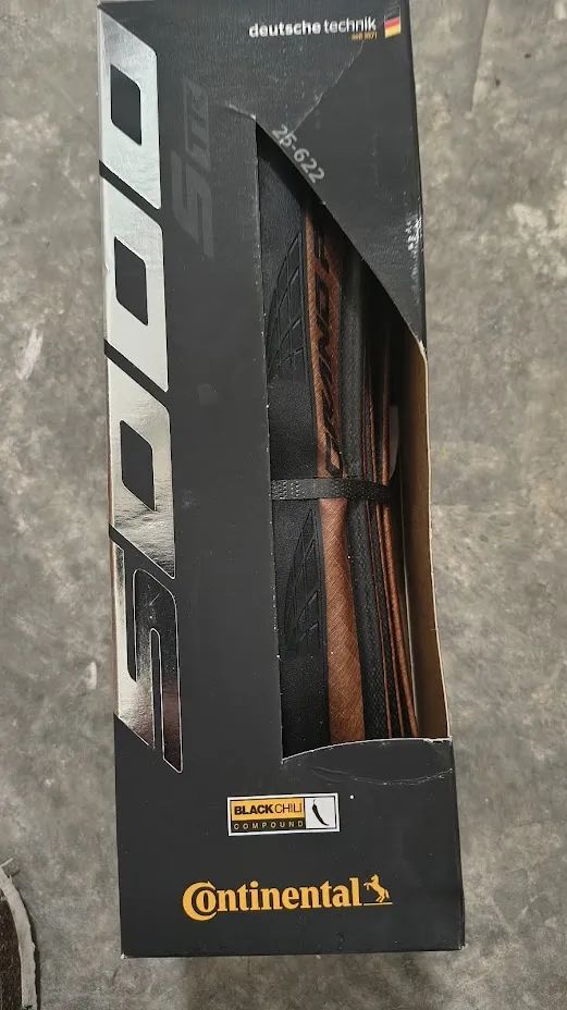 Lapierre XELIUS SL 7.0 DISC, nova nejeta karbonova kola, novy plast, nahradni kazeta