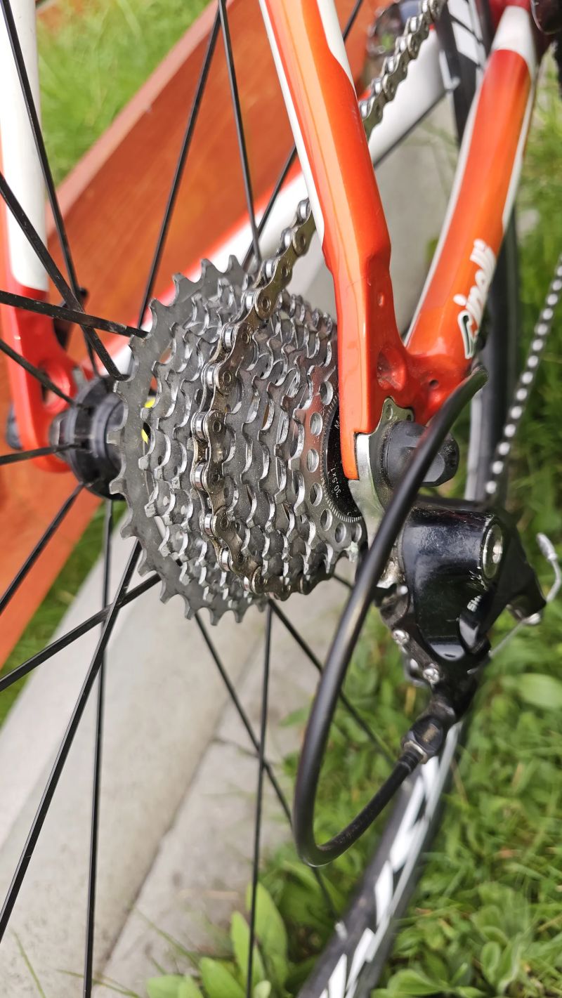 Karbonová silnička Cinelli Saetta Radical