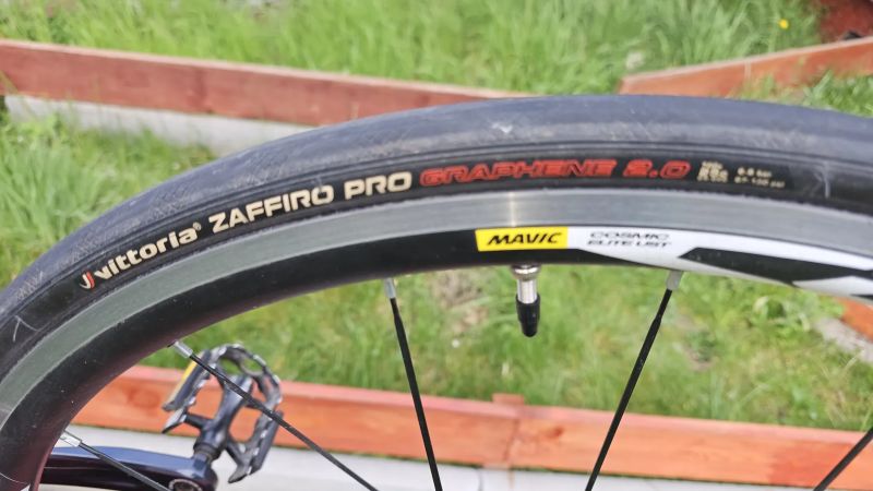 Karbonová silnička Cinelli Saetta Radical