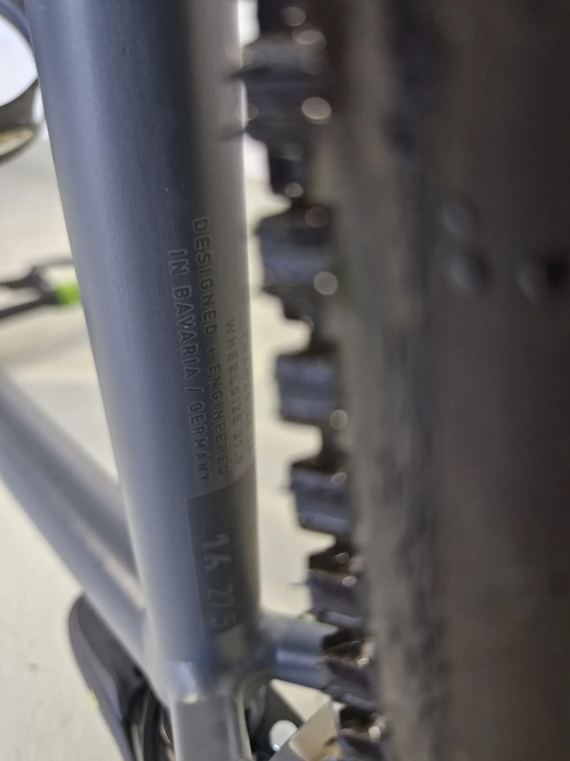 Cube Attention dětské horské kolo 27.5