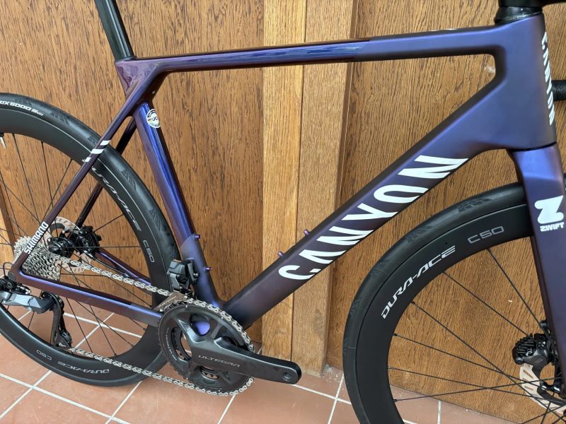 CANYON ULTIMATE CFR - vel. M (51 cm) - ULTEGRA di2 2x12 - DURA-ACE C50 - NOVÉ
