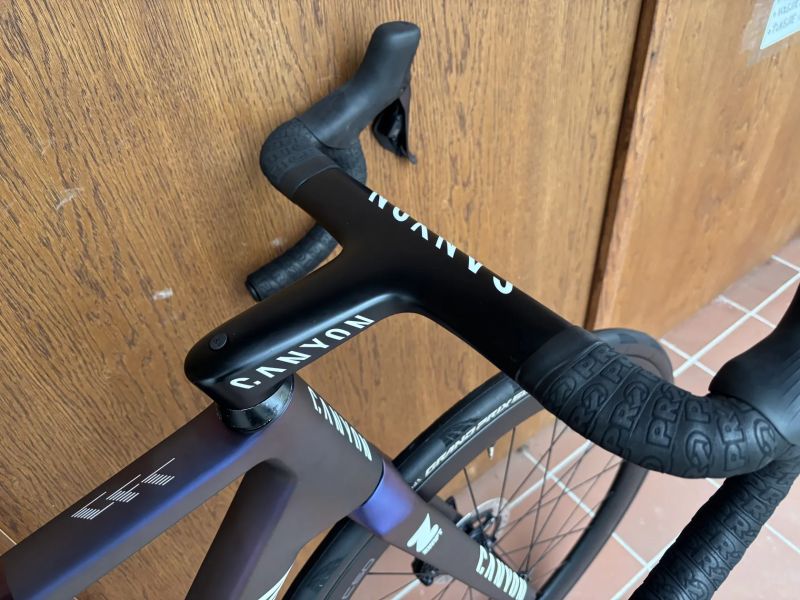 CANYON ULTIMATE CFR - vel. M (51 cm) - ULTEGRA di2 2x12 - DURA-ACE C50 - NOVÉ