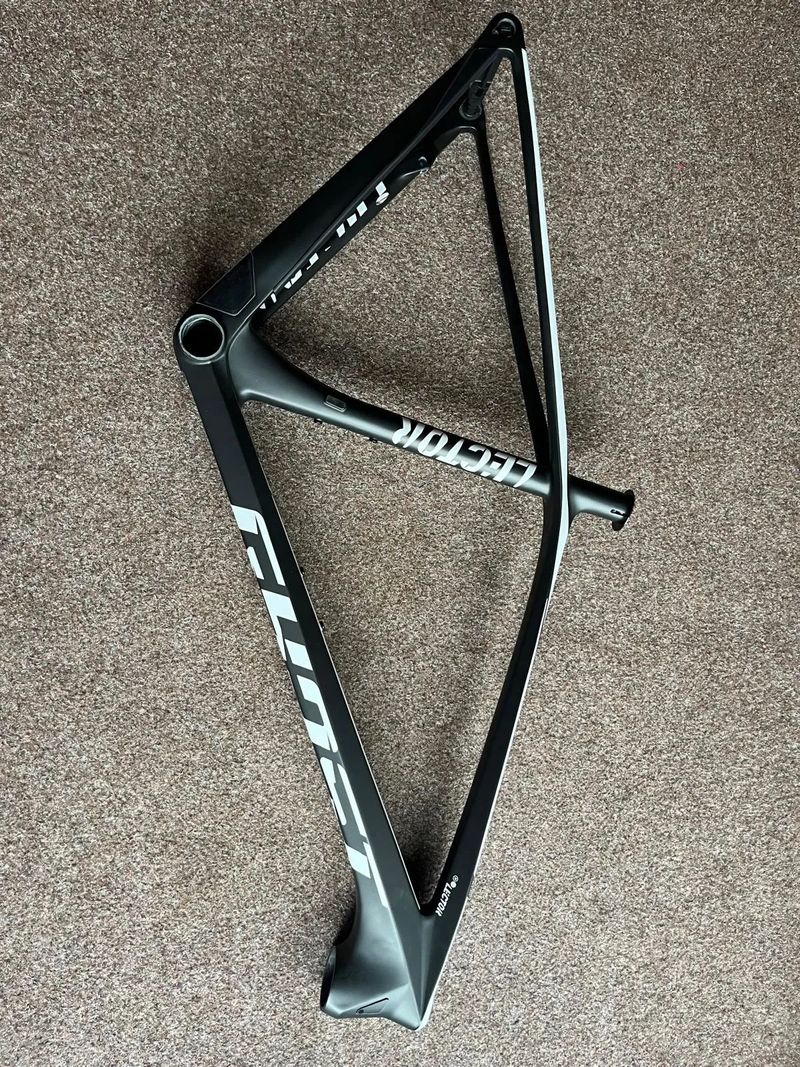 Rám Ghost Lector, vel. L