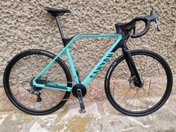 Canyon Inflite CF SL 8