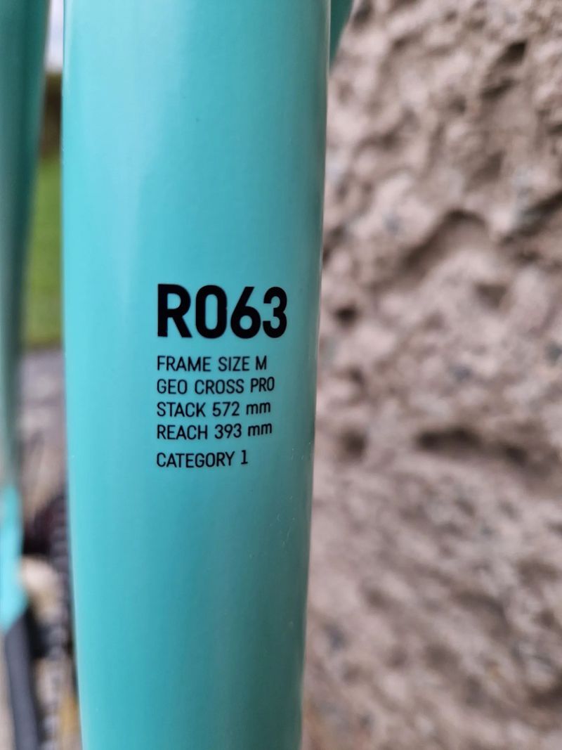 Canyon Inflite CF SL 8