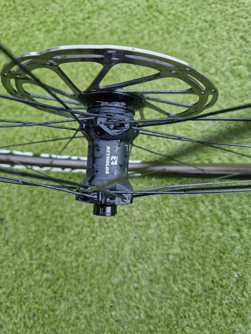 Canyon Inflite CF SL 8