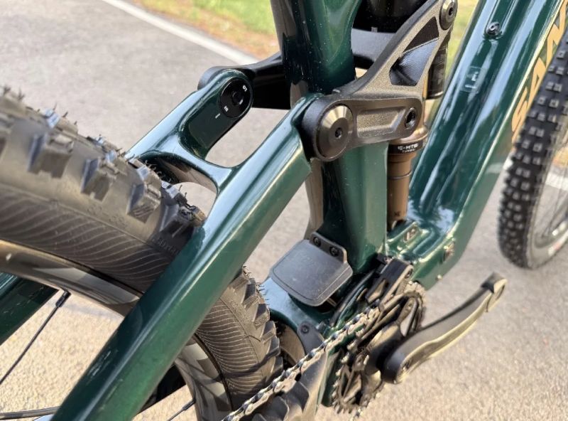 Santa Cruz Vala C, vel. L, Kashima