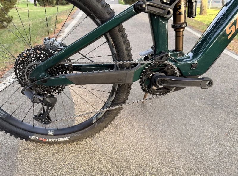 Santa Cruz Vala C, vel. L, Kashima