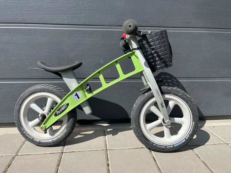 Prodám dětské odrážedlo First BIKE