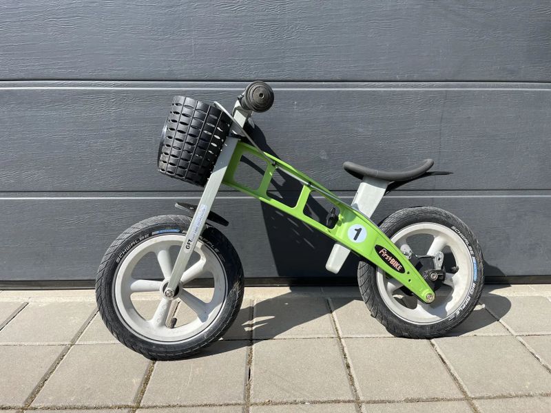 Prodám dětské odrážedlo First BIKE
