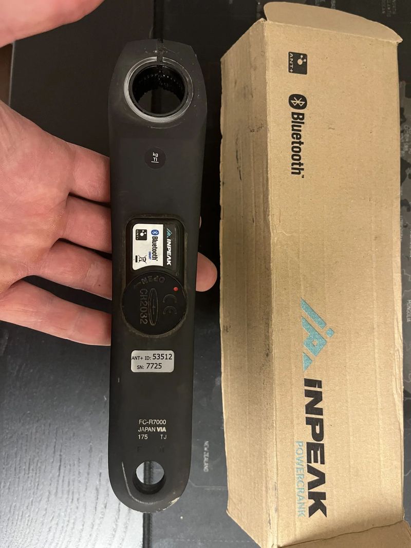 InPeak wattmeter na levé klice