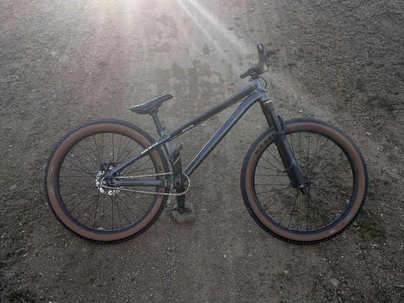 Specialized P.3 / Industry Nine