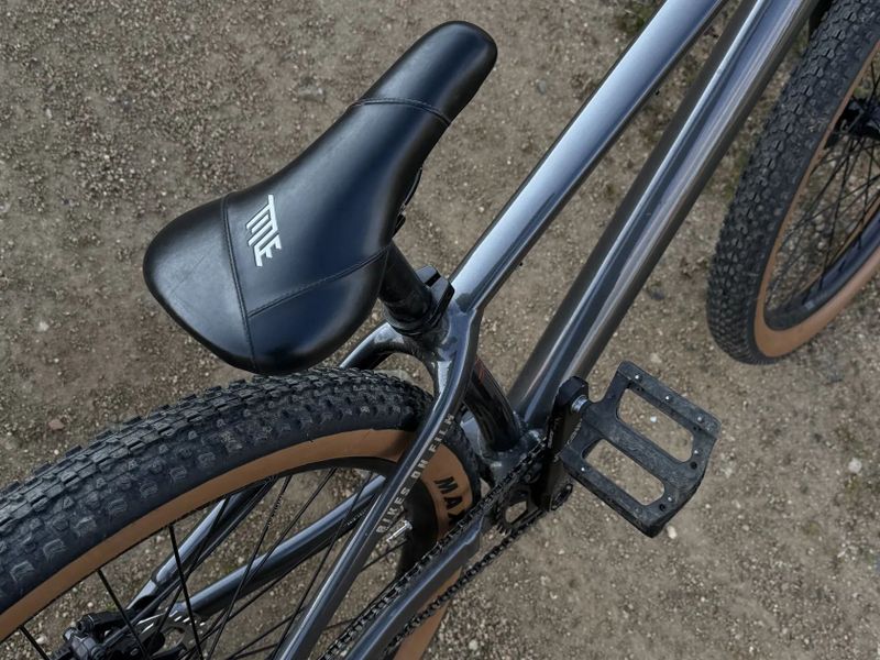 Specialized P.3 / Industry Nine