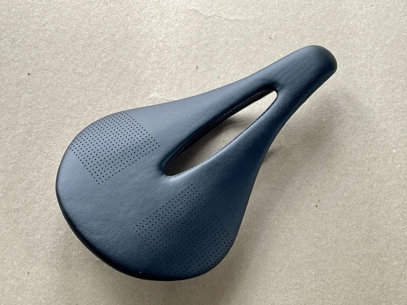 Karbonové sedlo T800 Bike Saddle 143mm 7x9 Carbon