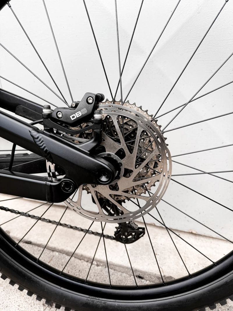 Canyon Spectral AL 5, 160/150 mm, rám XL, Stav 9,5/10