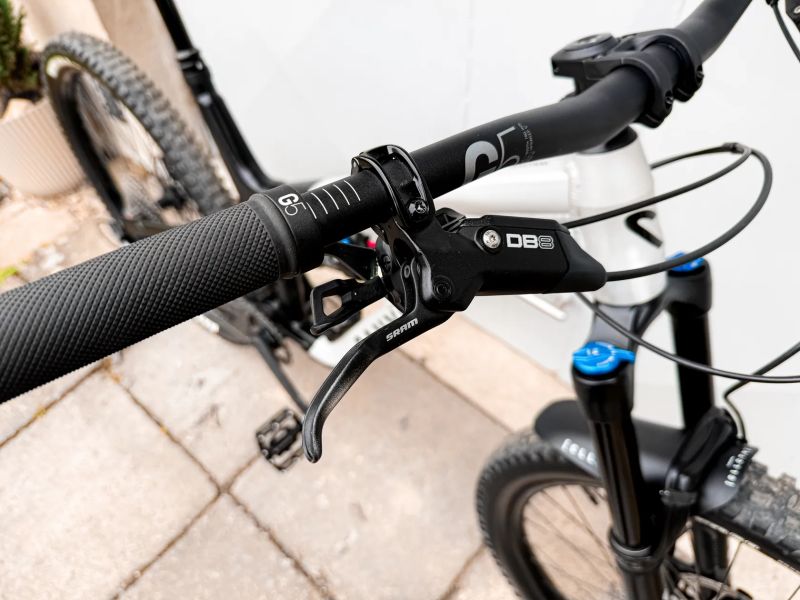 Canyon Spectral AL 5, 160/150 mm, rám XL, Stav 9,5/10