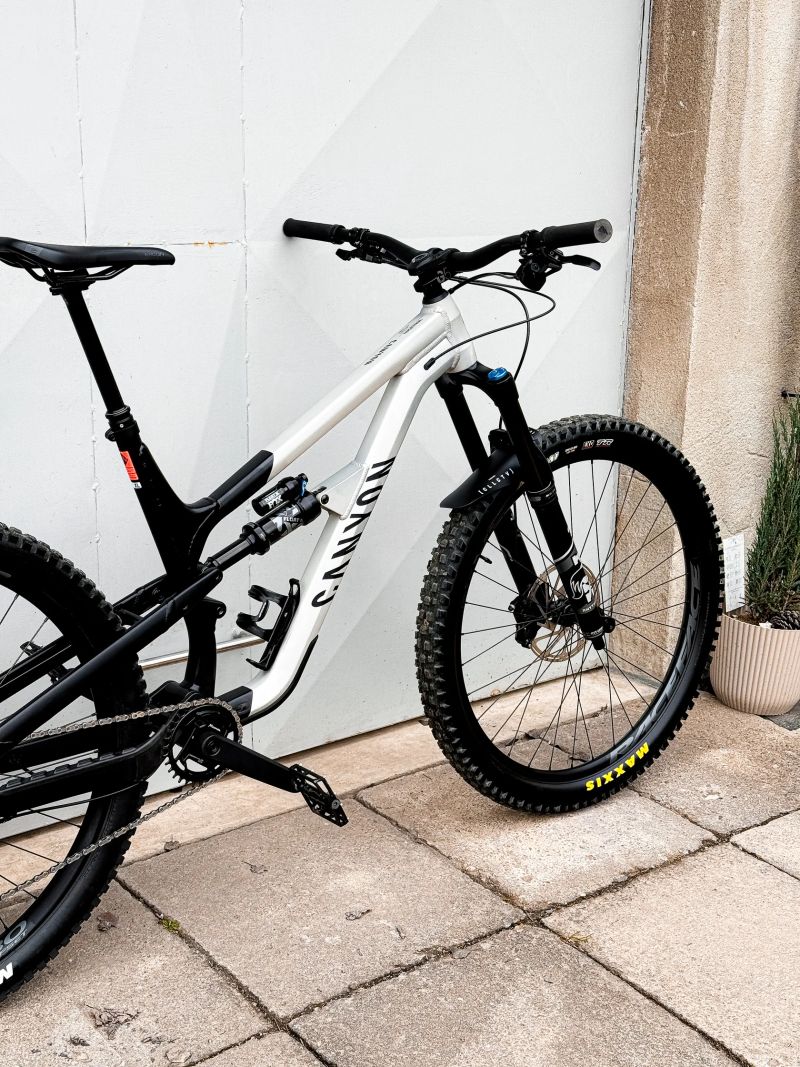 Canyon Spectral AL 5, 160/150 mm, rám XL, Stav 9,5/10