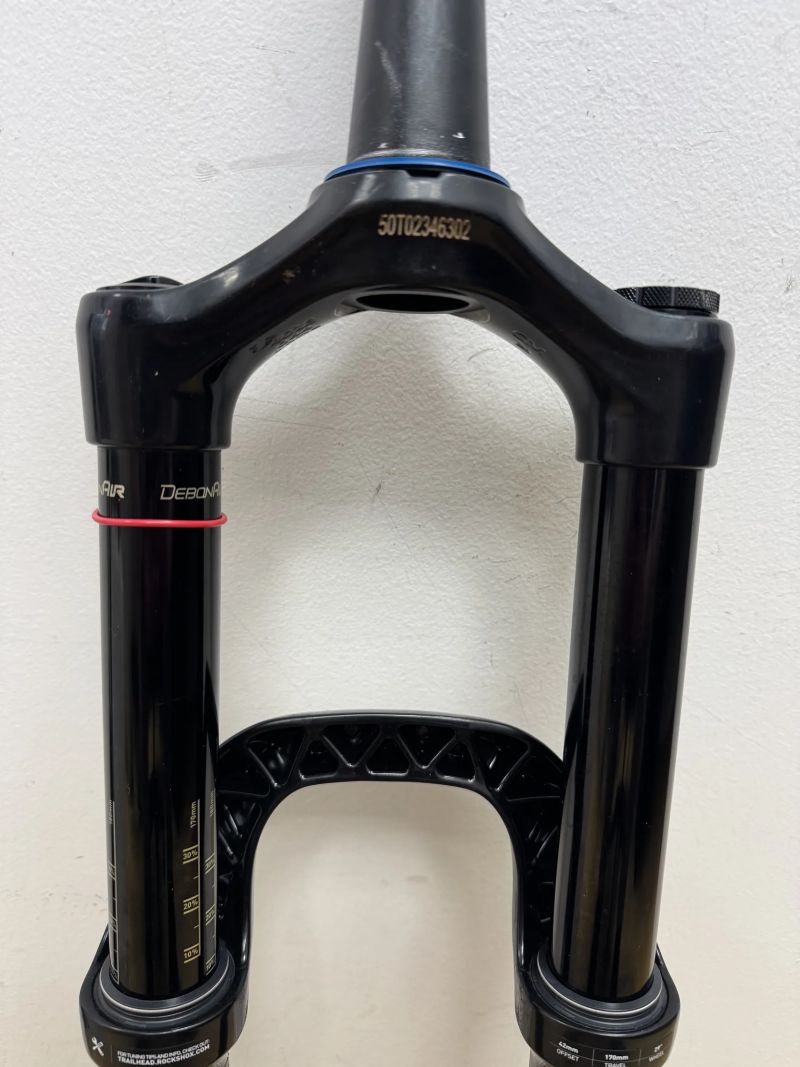 Vidlice Lyrik Select +