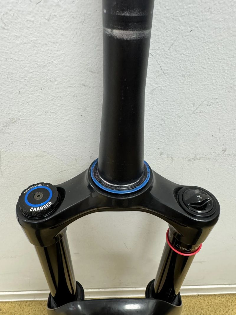 Vidlice Lyrik Select +