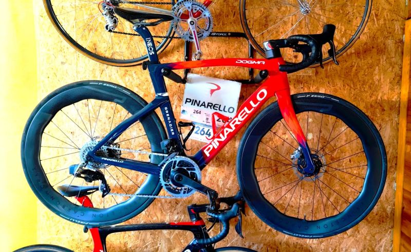 Prodám Pinarello Dogma F vel. 54 (M/L)